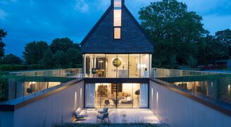 Water end House minimal windows luxury glazed home